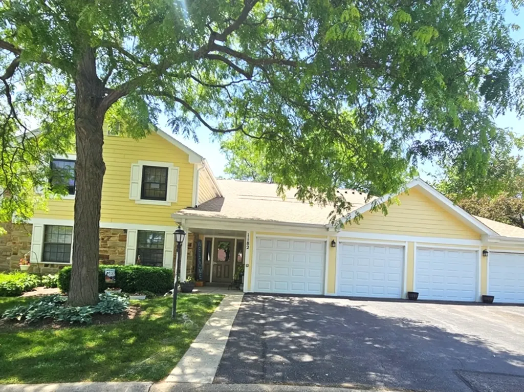 1182 Northbury Lane Wheeling IL 60090