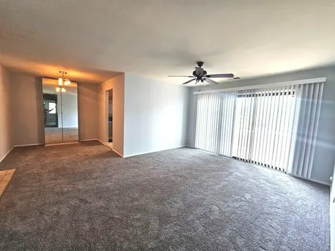 1182 Northbury Lane Wheeling IL 60090