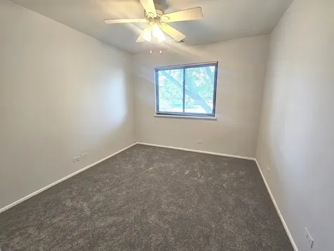 1182 Northbury Lane Wheeling IL 60090