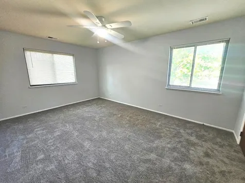 1182 Northbury Lane Wheeling IL 60090