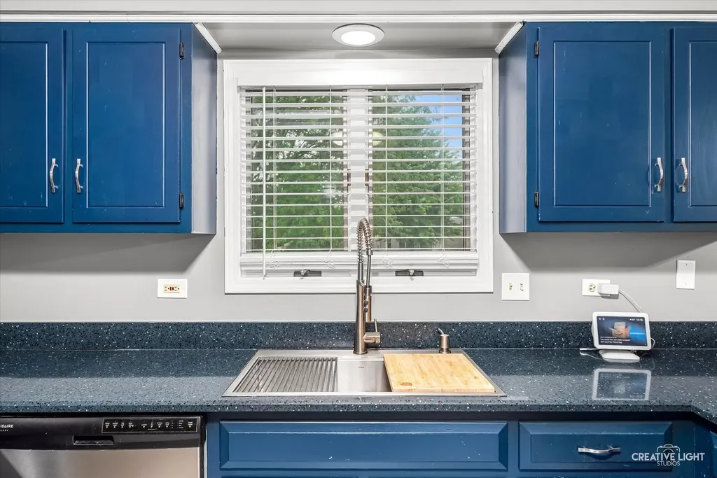1905 Hampton Court E Plainfield IL 60586