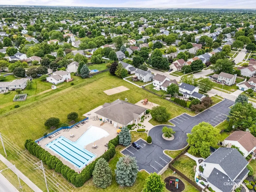 1905 Hampton Court E Plainfield IL 60586