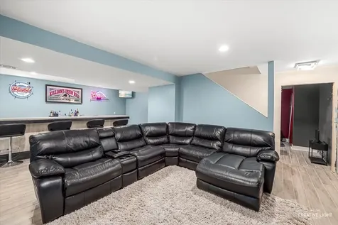 1905 Hampton Court E Plainfield IL 60586