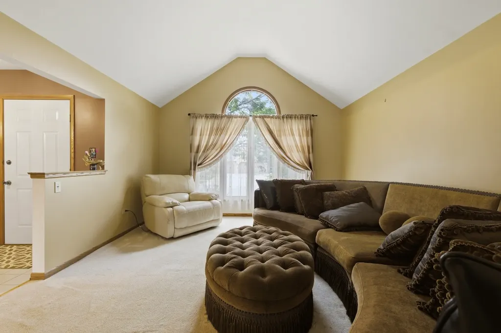 17557 Ryan Lane Orland Park IL 60467