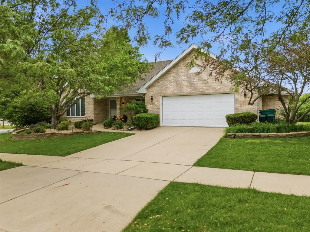 17557 Ryan Lane Orland Park IL 60467