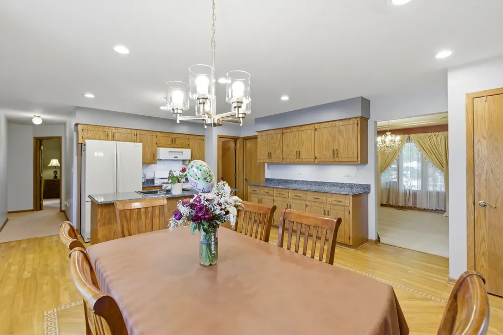 17557 Ryan Lane Orland Park IL 60467