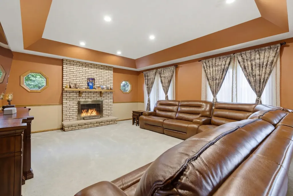 17557 Ryan Lane Orland Park IL 60467