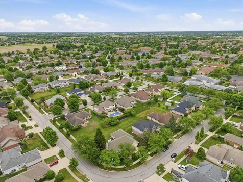 17557 Ryan Lane Orland Park IL 60467