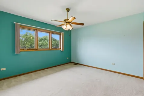 17557 Ryan Lane Orland Park IL 60467