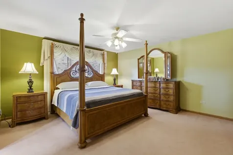 17557 Ryan Lane Orland Park IL 60467