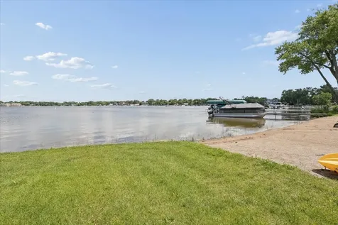 410 Morning Star Lane Wauconda IL 60084