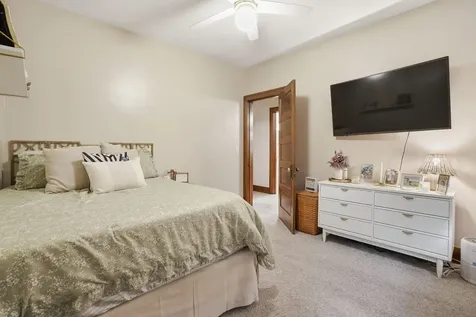 2431 14TH Avenue Moline IL 61265
