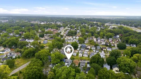 2431 14TH Avenue Moline IL 61265