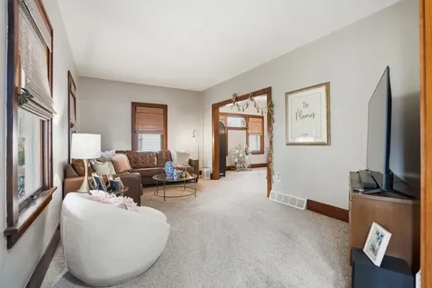 2431 14TH Avenue Moline IL 61265
