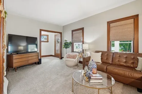 2431 14TH Avenue Moline IL 61265