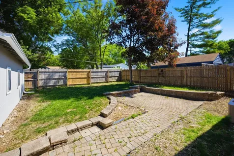139 Birch Street Carpentersville IL 60110