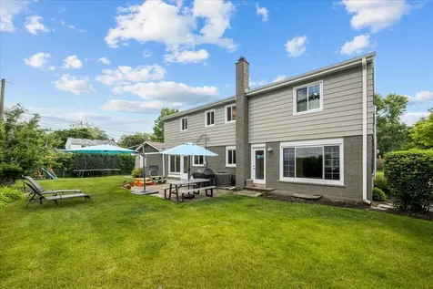 1042 Gordon Terrace Deerfield IL 60015