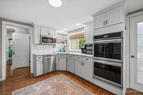 615 West Miller Road North Barrington IL 60010