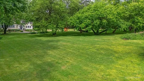 615 West Miller Road North Barrington IL 60010