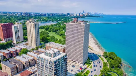 6700 South South Shore Drive Chicago IL 60649