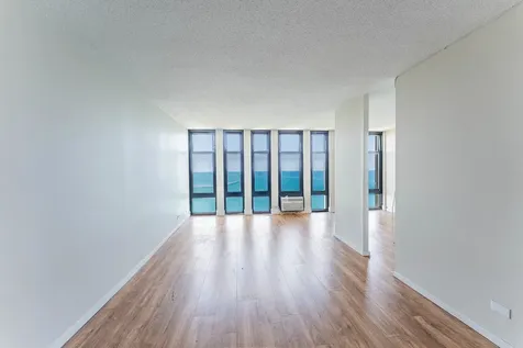 6700 South South Shore Drive Chicago IL 60649