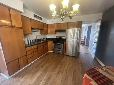 6737 West Irving Park Road Chicago IL 60634