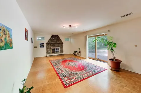 3214 River Falls Drive Northbrook IL 60062