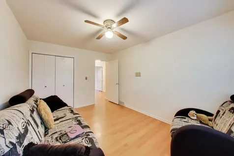 3214 River Falls Drive Northbrook IL 60062