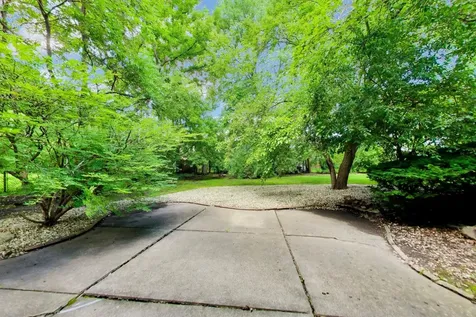 3214 River Falls Drive Northbrook IL 60062