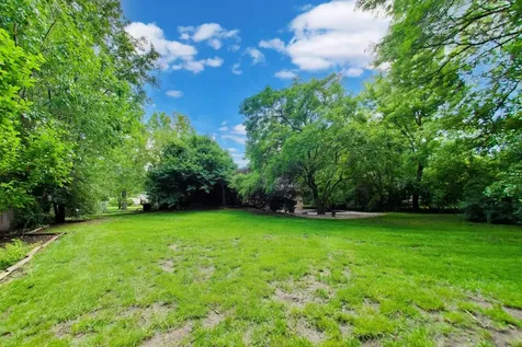 3214 River Falls Drive Northbrook IL 60062