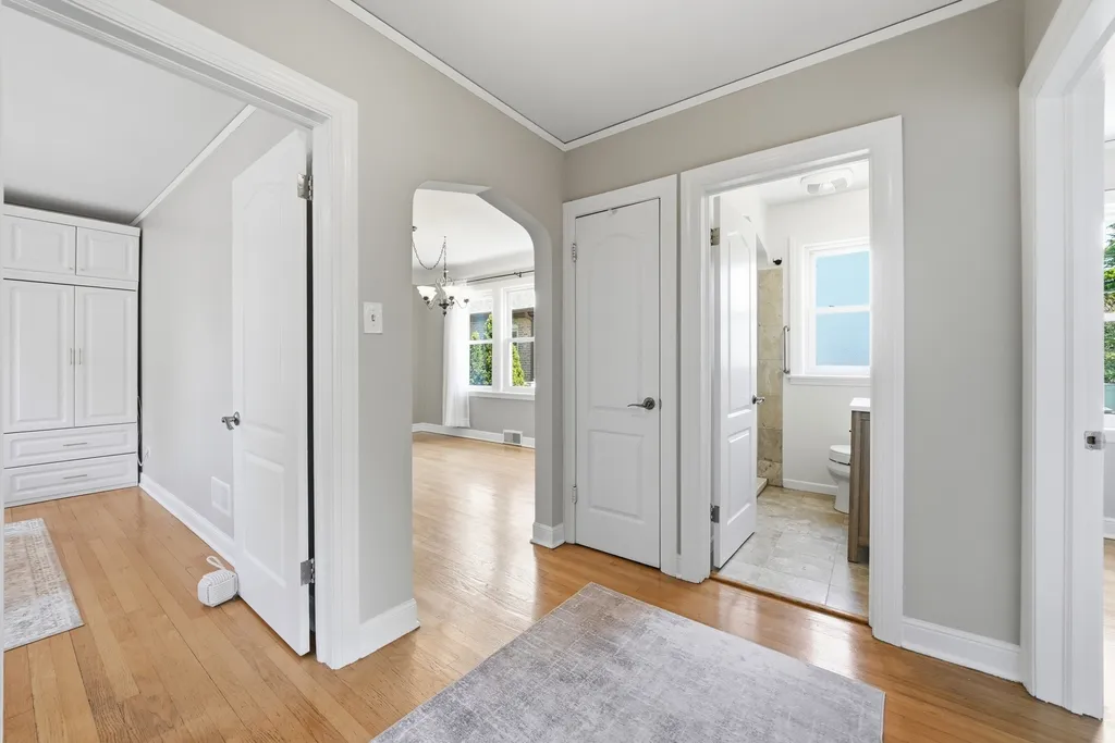 6653 North Oketo Avenue Chicago IL 60631