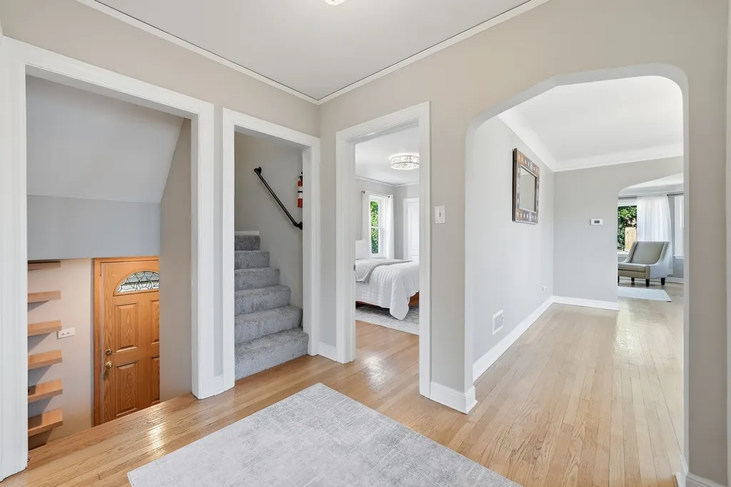 6653 North Oketo Avenue Chicago IL 60631