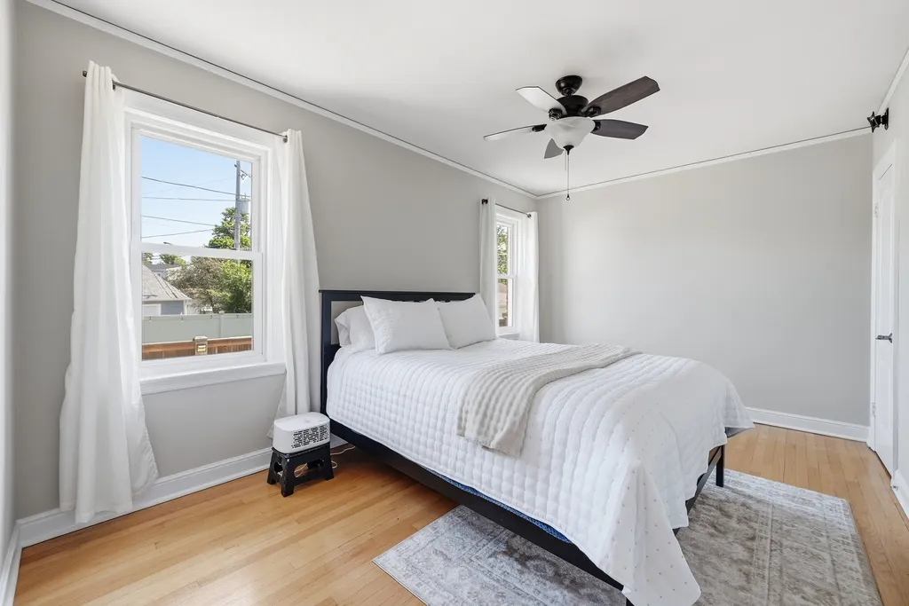 6653 North Oketo Avenue Chicago IL 60631