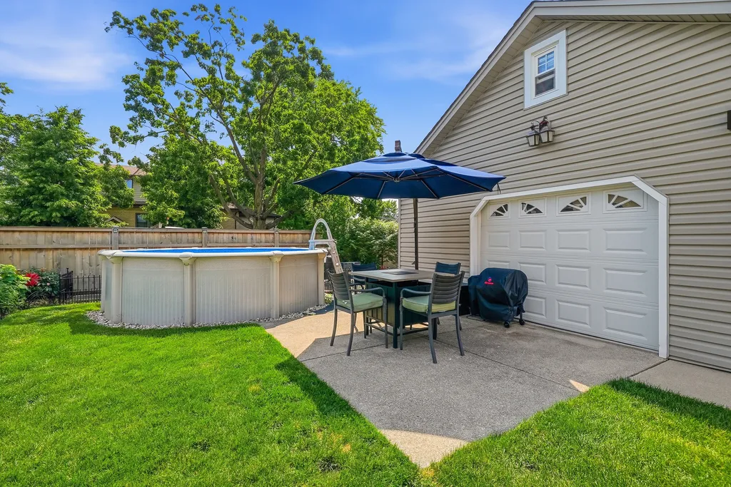 6653 North Oketo Avenue Chicago IL 60631