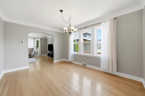 6653 North Oketo Avenue Chicago IL 60631
