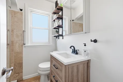 6653 North Oketo Avenue Chicago IL 60631