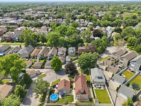 6653 North Oketo Avenue Chicago IL 60631