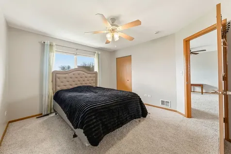 5613 West Von Avenue Monee IL 60449