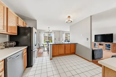 5613 West Von Avenue Monee IL 60449