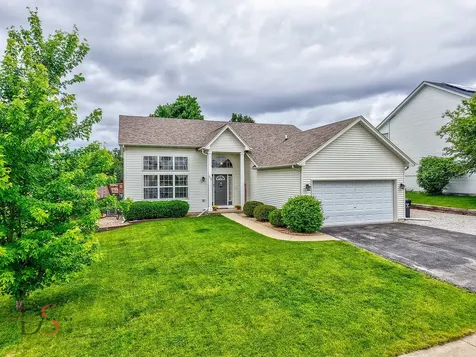 729 River Edge Circle Ottawa IL 61350