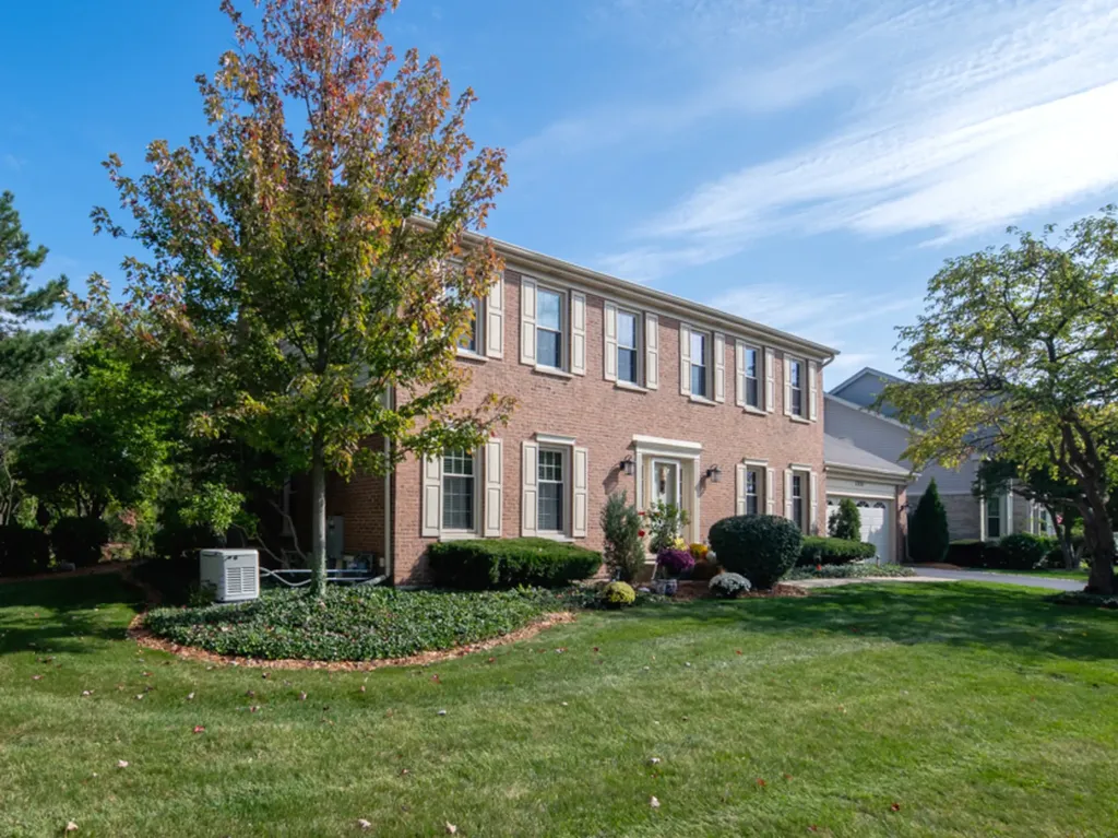 1351 Callen Lane Des Plaines IL 60016