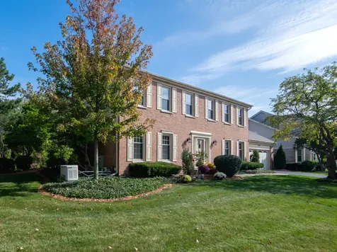 1351 Callen Lane Des Plaines IL 60016