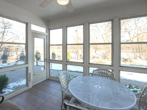 1351 Callen Lane Des Plaines IL 60016