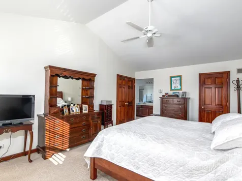1351 Callen Lane Des Plaines IL 60016