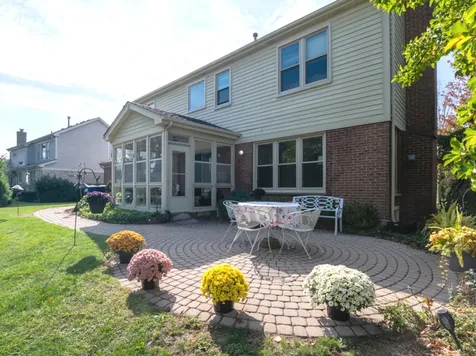 1351 Callen Lane Des Plaines IL 60016