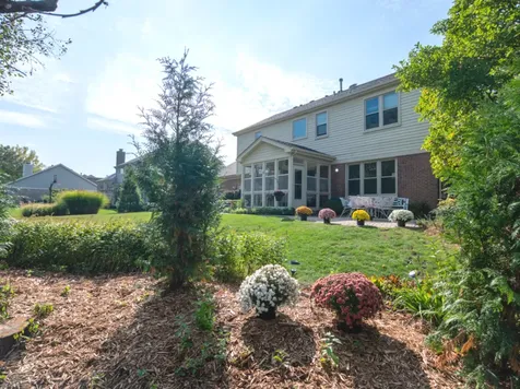 1351 Callen Lane Des Plaines IL 60016