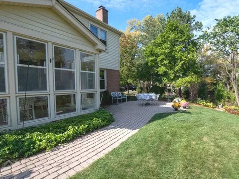 1351 Callen Lane Des Plaines IL 60016