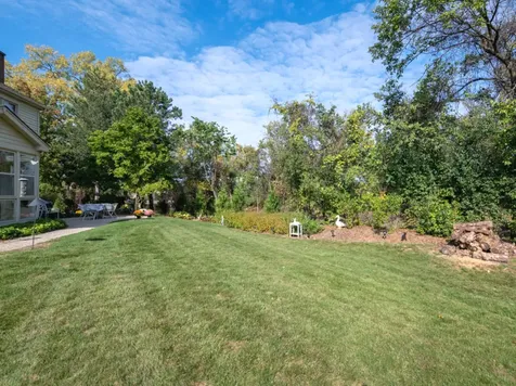 1351 Callen Lane Des Plaines IL 60016