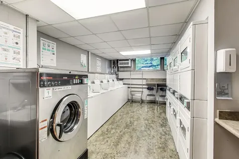 253 East Delaware Place Chicago IL 60611