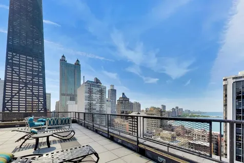 253 East Delaware Place Chicago IL 60611